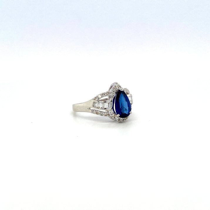 Sapphire and Diamond Ring in 18K White Gold - KGR 16559-1