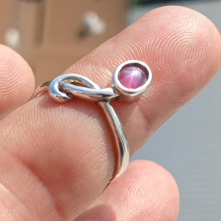 Purple Star Sapphire Ring, Sterling Silver Ring, Natural Star Sapphire, Handmade Sapphire Ring, Solitaire Silver Ring Unique Design - Size 7-3