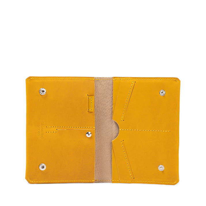 Leather AirTag Travel Wallet (OUTLET)-14
